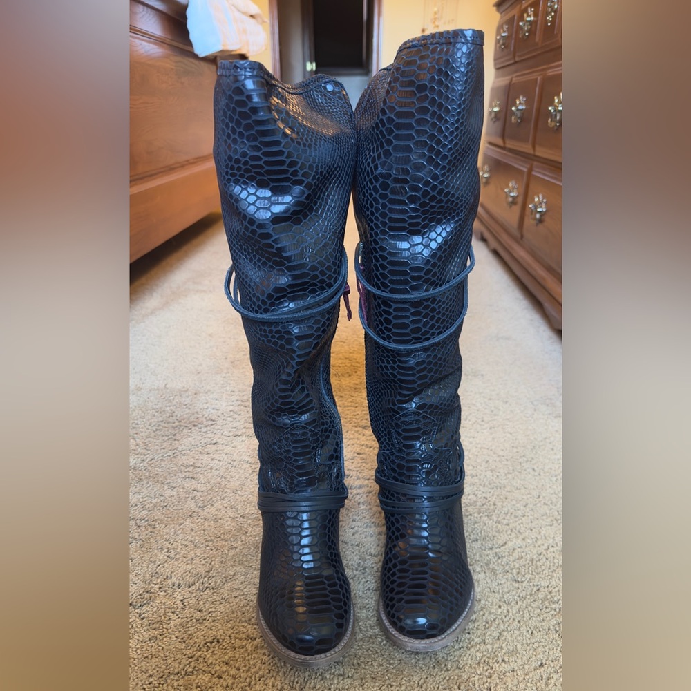 Freebird Black Snake Print Women's Boots